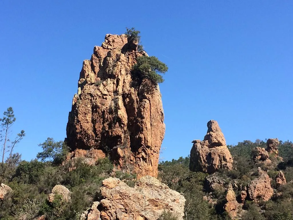 Property On Golf 0*, Saint-Raphael (Var)